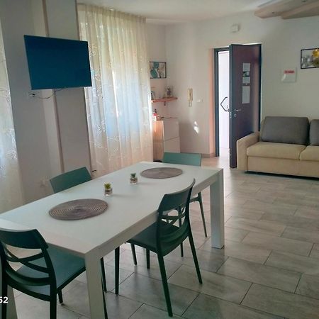 Perla Di Mare Apartman Montesilvano Marina Kültér fotó